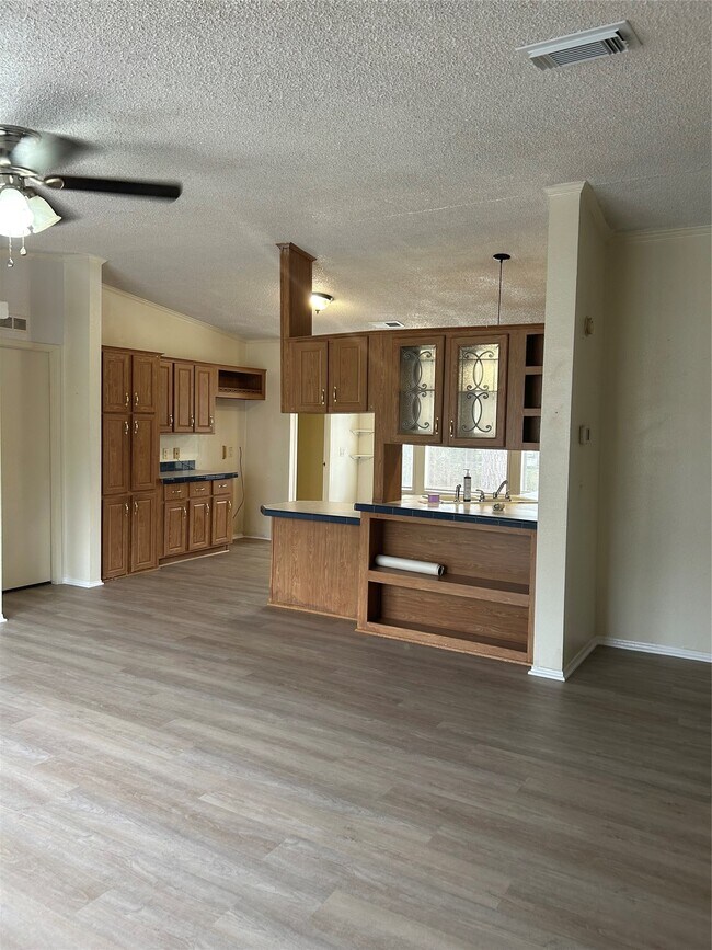 Building Photo - 27610 Horizon