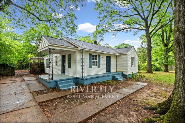 Building Photo - READY FOR MOVE IN, SECTION 8 WELCOMED!!!!!