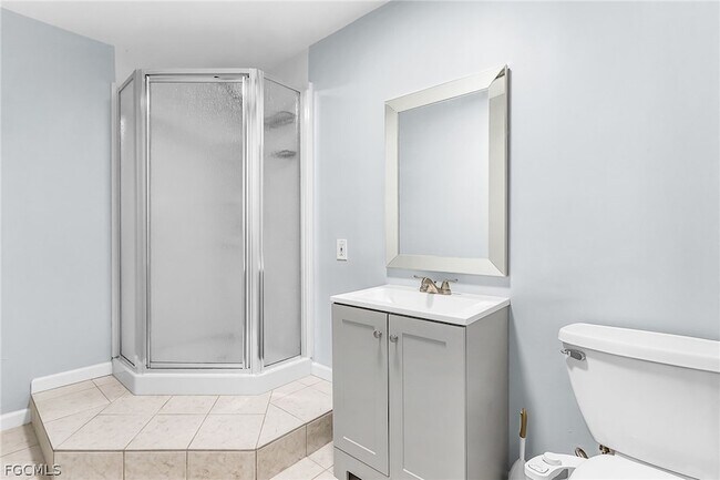 Building Photo - 2371 Baybreeze St