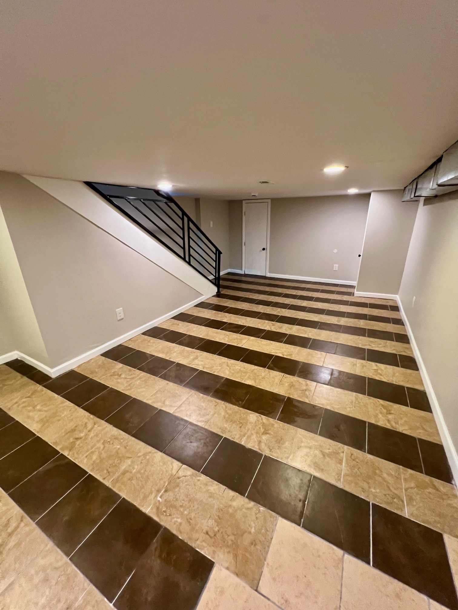 Basement - 3904 Aspen St