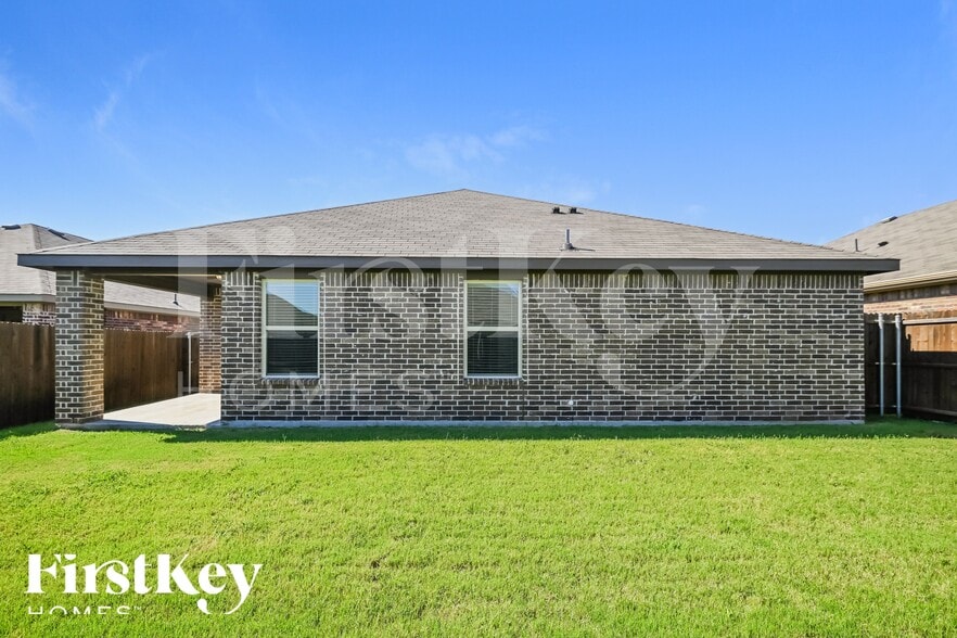 Building Photo - 961 Corbitt Ln