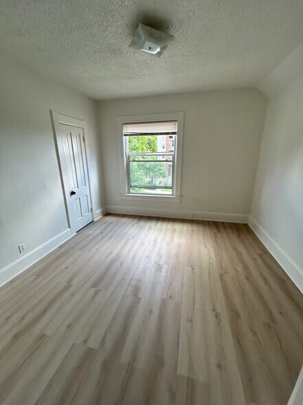 Building Photo - 507 N 20th St