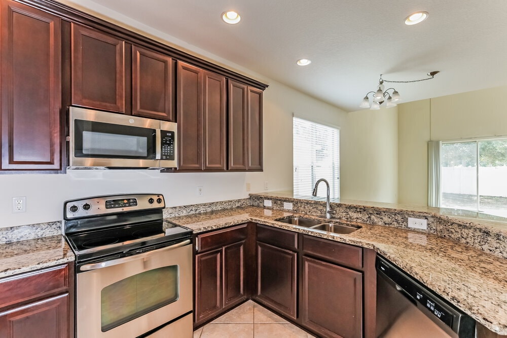 Building Photo - 8309 Deerland Bluff Ln