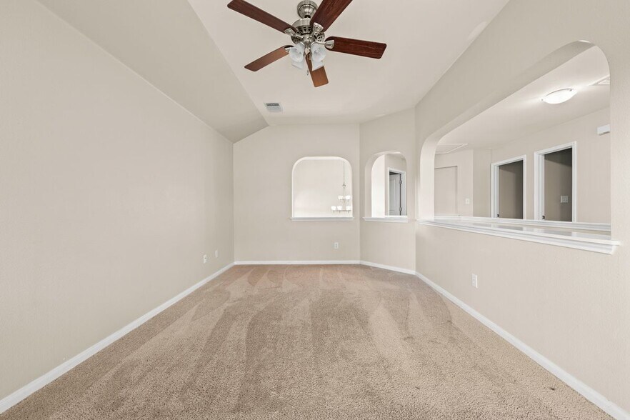 Building Photo - 5105 Hibiscus Valley Dr