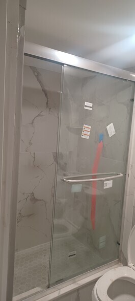 Building Photo - 240 N Cottage St