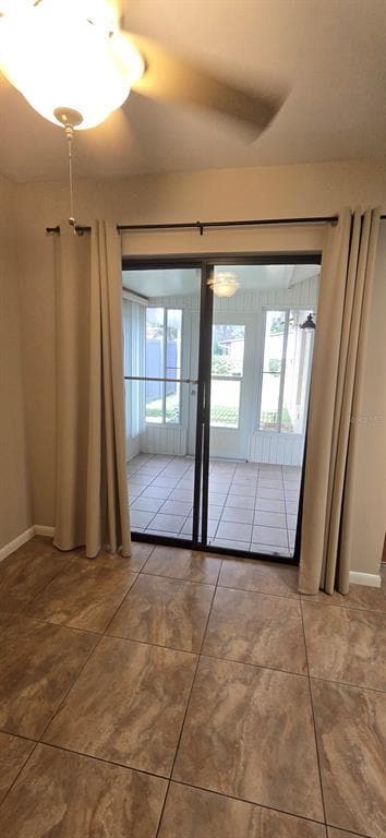 Building Photo - 1020 NE 30th Ave