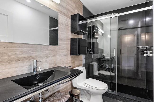 Building Photo - 3804 N Quail Ridge Dr