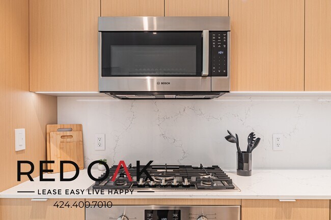 Building Photo - 1550 Lincoln Blvd