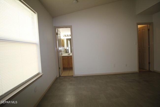 Building Photo - 14009 Robert Ituarte Dr