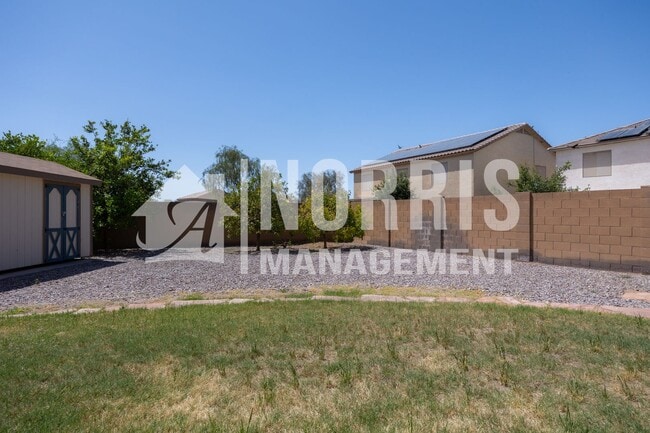 Building Photo - Large Home with Plenty of Room in Coolidge