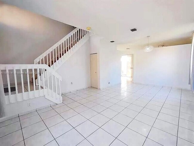 Building Photo - 15472 NW 12th Ct
