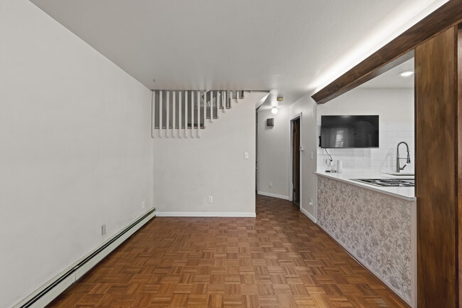 Building Photo - 22 Baranof Ave