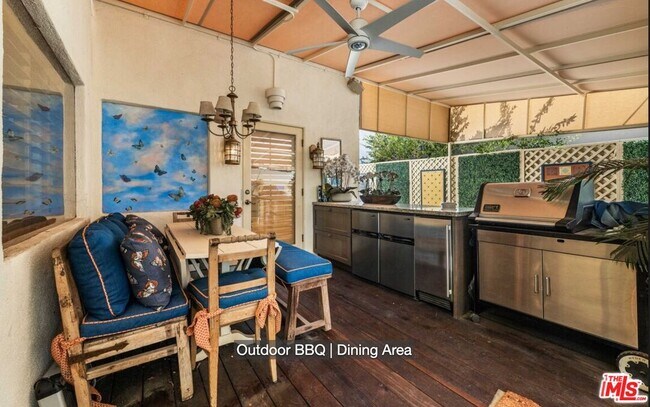 Building Photo - 9060 Harland Ave