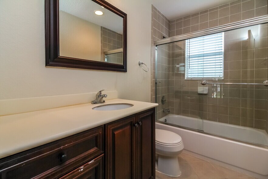 Building Photo - 9470 Aegean Dr