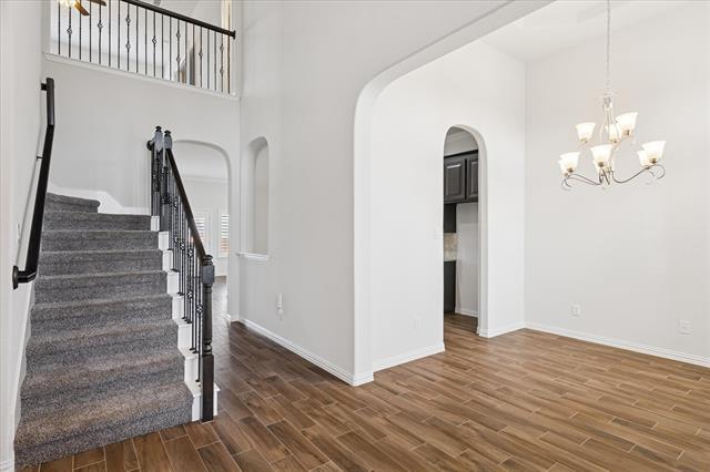 Building Photo - 5805 Canyon Oaks Ln