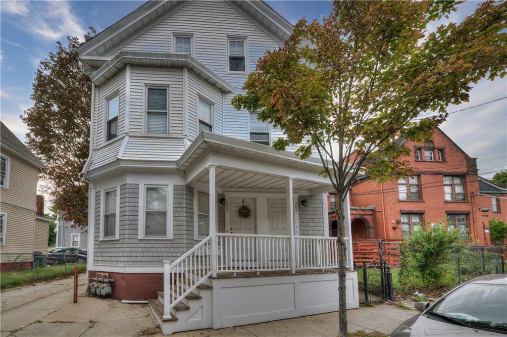 Building Photo - 102 Ruggles St
