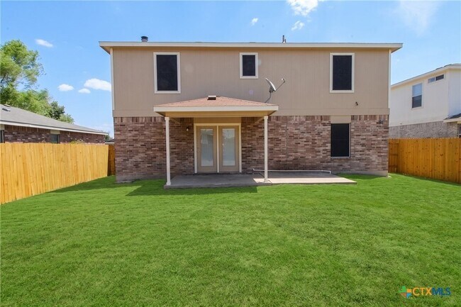 Building Photo - 5611 Bertha Dr