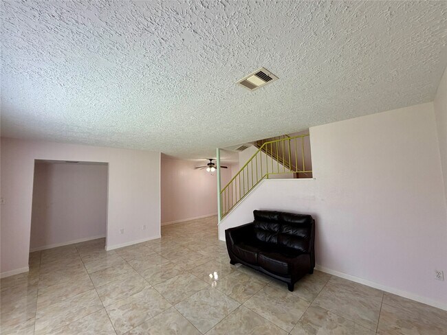 Building Photo - 7214 Crownwest St