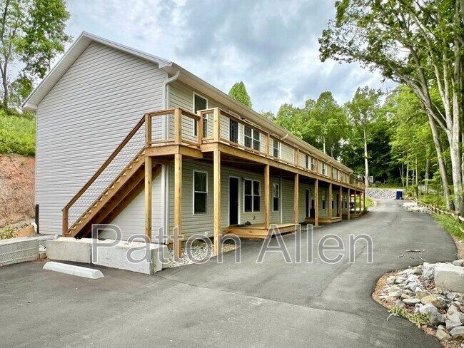 Building Photo - 121 Justus Acrs Dr