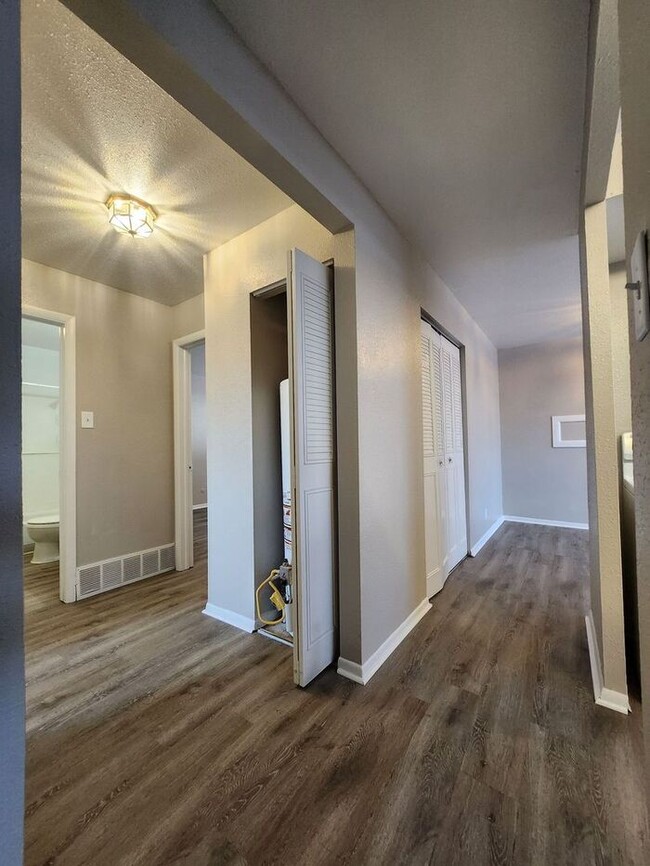 Building Photo - Charming 2-Bedroom Duplex | Limited-Time Offer: Save 50% on Next Month’s Rent!