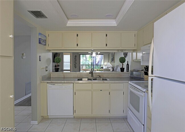 Building Photo - 15178 Parkside Dr