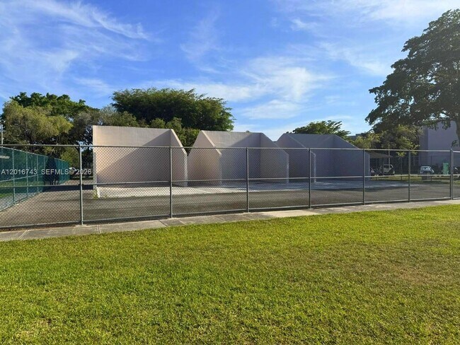 Building Photo - 8420 SW 133rd Avenue Rd