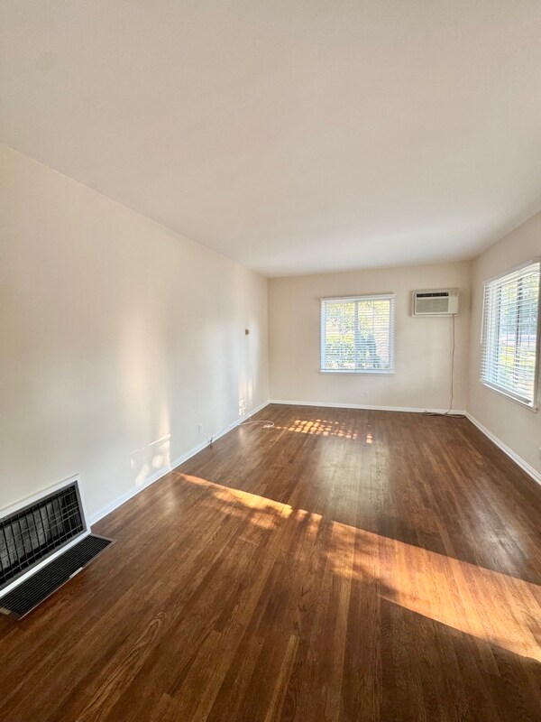 Building Photo - 5052 Colfax Ave