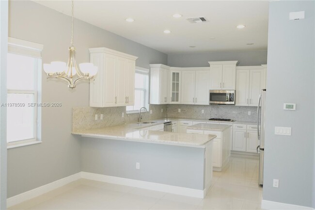 Building Photo - 9701 Blue Isle Bay