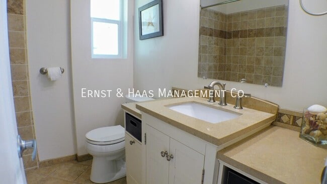 Building Photo - 3138 Shadypark Dr