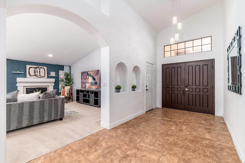 Building Photo - 5139 E Fellars Dr