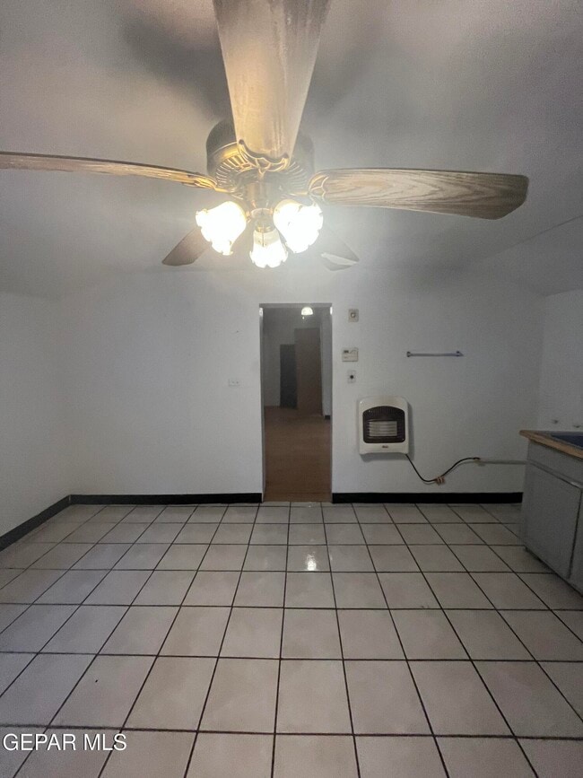 Building Photo - 6389 Salas Ln