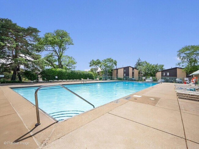 Building Photo - 6176 Knoll Ln Ct