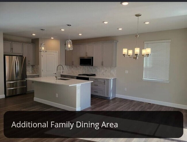Building Photo - 357 Silver Rock Trl