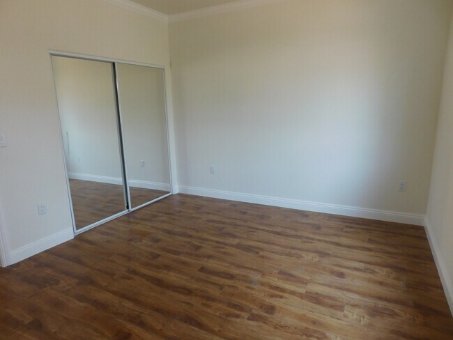 Building Photo - Tujunga Canyon, 10211-10215