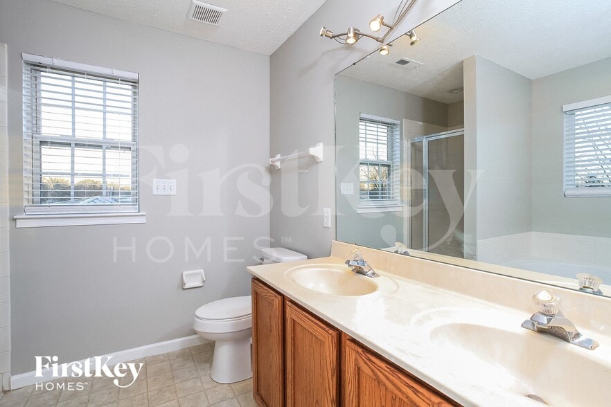 Building Photo - 513 Home Ave