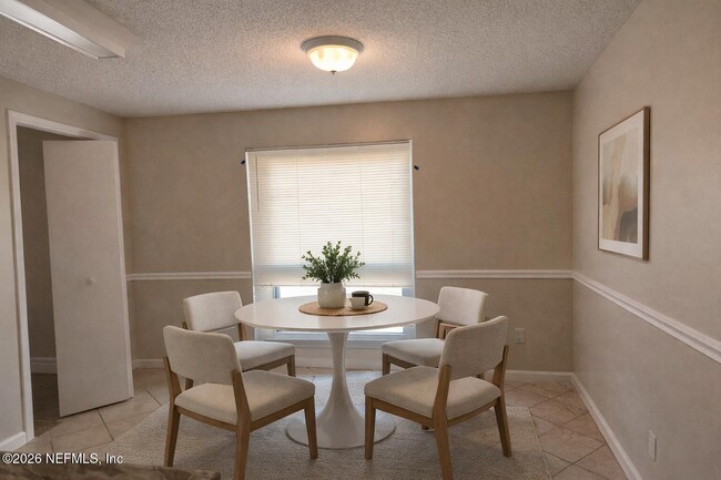 Building Photo - 5524 Silkwood Ln