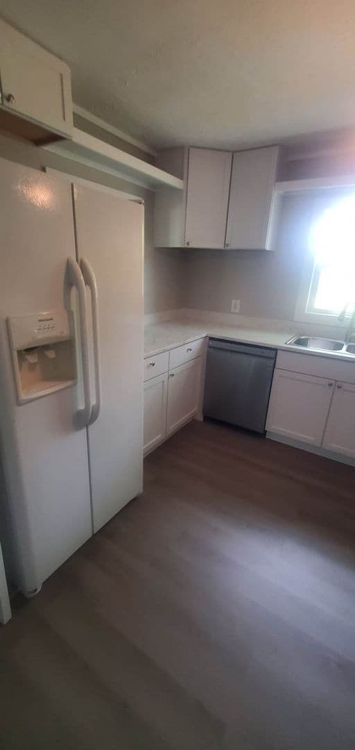 Building Photo - New Brockton!!!