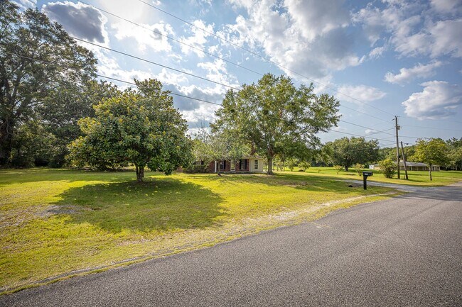 Building Photo - 5836 Slater Cir