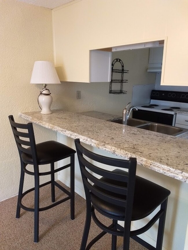 Building Photo - 86 Wilshire Heights Dr