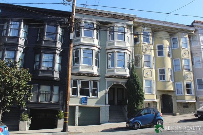Primary Photo - Coming Soon: Top Floor Flat with Updated K...