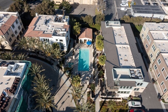 Building Photo - Light and Bright Home in Dana Point Near Doheny Beach!