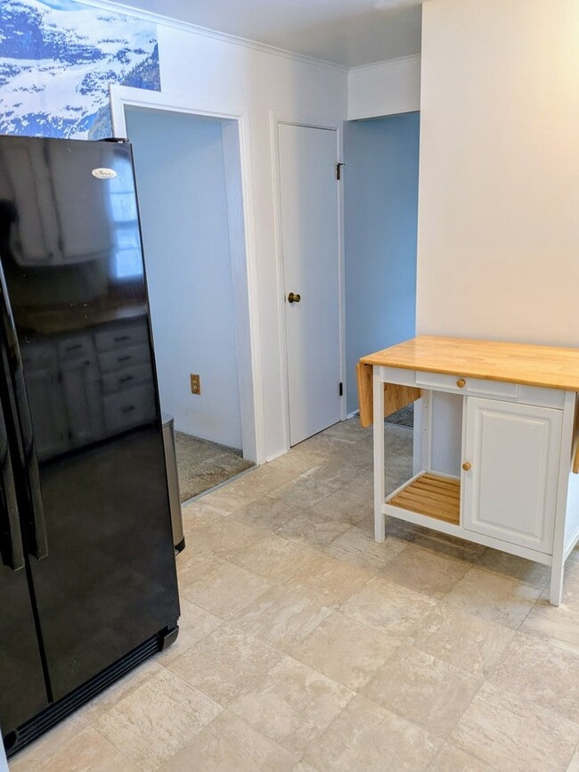 Building Photo - 1606 Daniels Run Rd NE