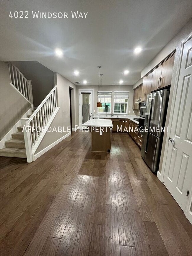 Building Photo - 4022 Windsor Wy