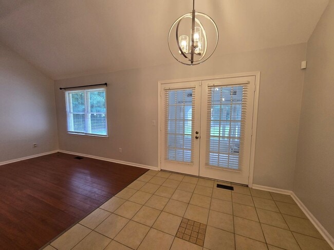 Building Photo - Mt. Hermon - Adorable 3Bed, 2Bath Ranch
