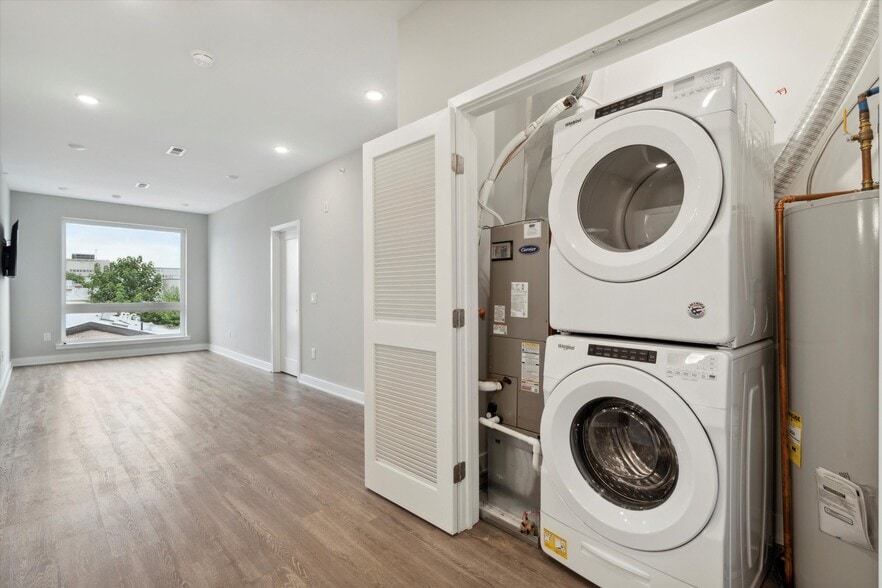 Building Photo - 1841 N Gratz St