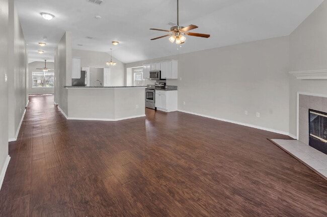 Building Photo - 11829 Gold Creek Dr E