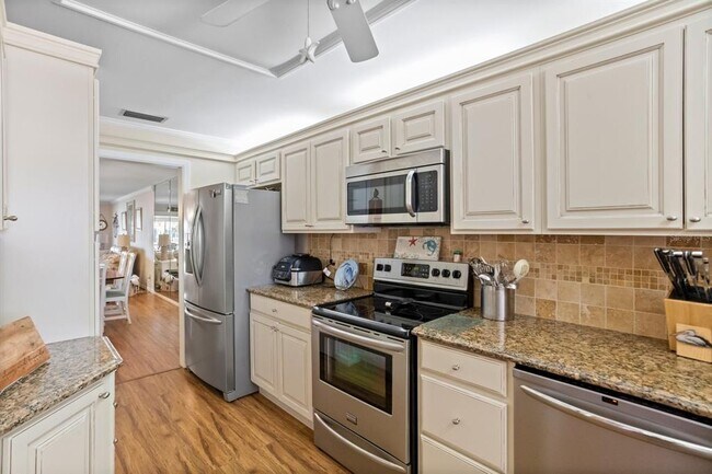 Building Photo - 355 Boca Ciega Point Blvd S