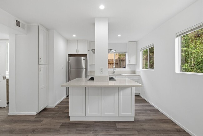Building Photo - Stunning New Construction in Mission Hills – 3BR/2BA – Going Quick | 4 Weeks of Free Rent + Free ...