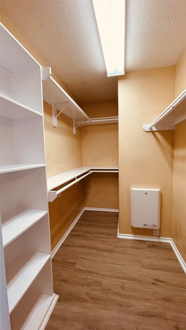 Building Photo - 20510 Fairworth Pl Ln