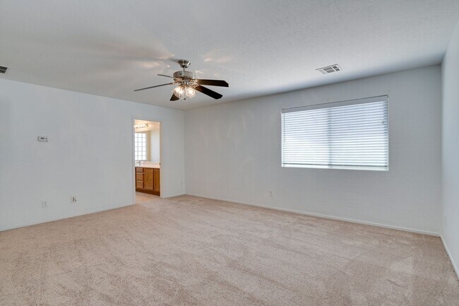 Building Photo - 2717 Rimbaud St